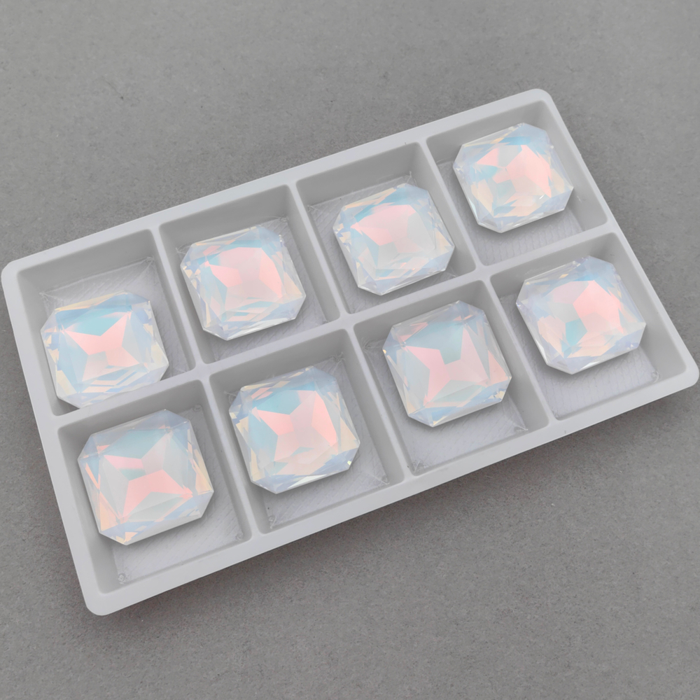 Square К9, White DeLite