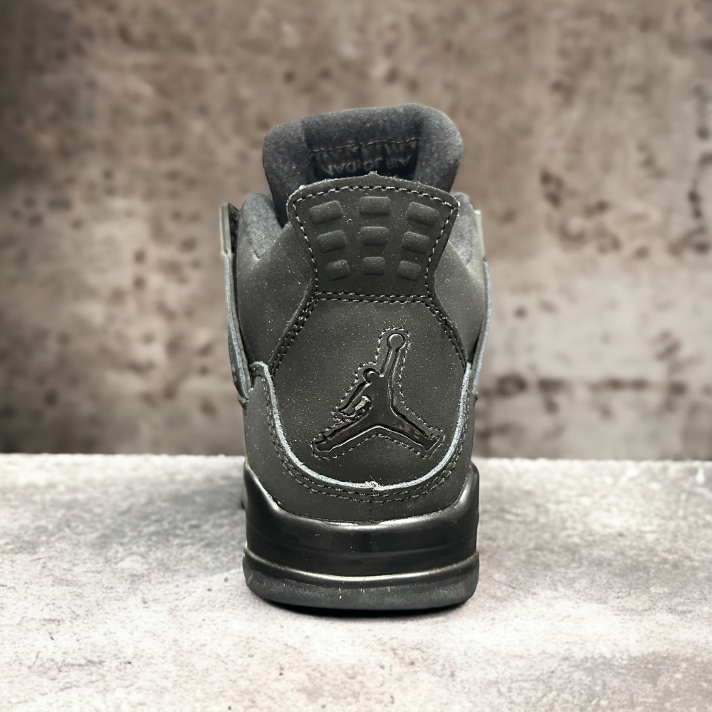 Nike Air Jordan 4 • Black