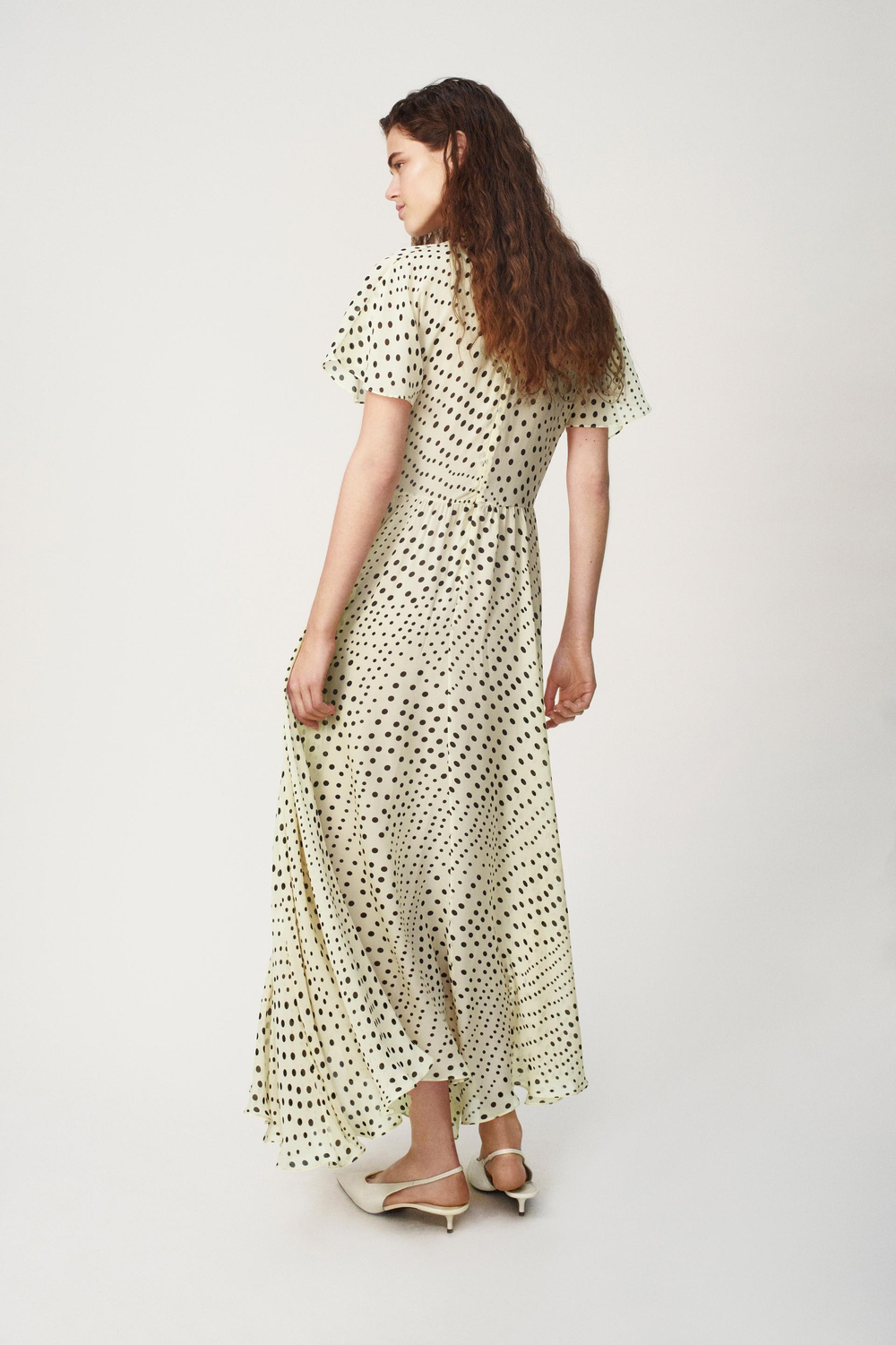 ZARA ПЛАТЬЕ В ГОРОШЕК — THE ITEM ZARA WOMAN, ВАНИЛЬНЫЙ