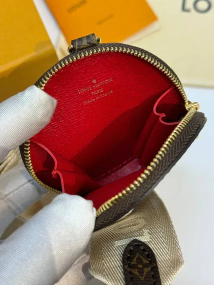 Женская сумка-тоут Louis Vuitton On The Go East West из двух видов канвы Monogram