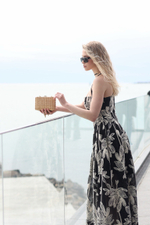 Платье на мягких бретелях