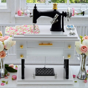 Изделие декоративное Швейная машинка