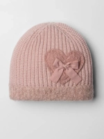 Розовая шапка для девочки на осень