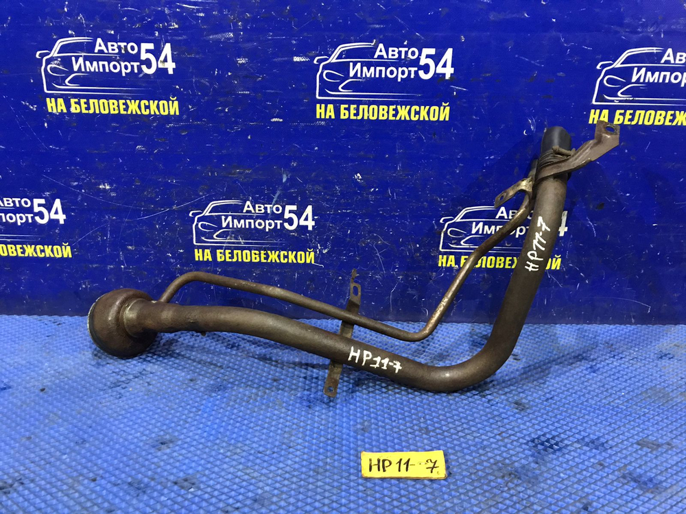 Горловина топливного бака NISSAN PRIMERA 1998