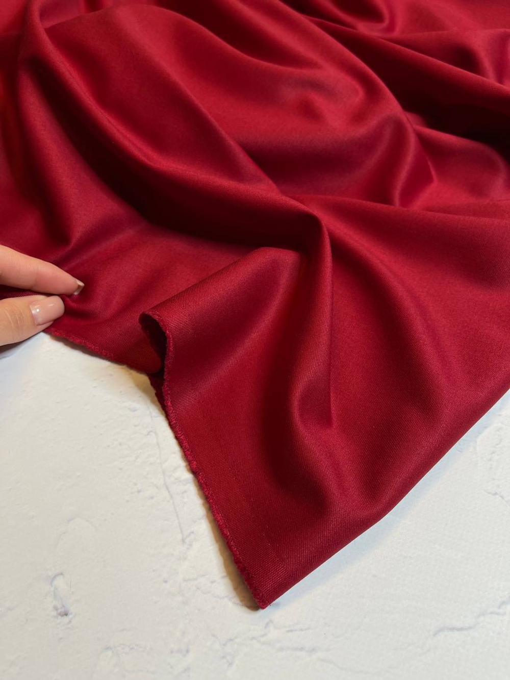 Костюмно-плательная смесовая однотонная поливискоза (64%полиэстер/33%вискоза/3%эластан, Красный рубин, 150, 285 гр/м2)