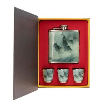 Набор Helios Книга охотника Волки (фляжка 210мл + 3 стопки)(HS-KO-W-A19)