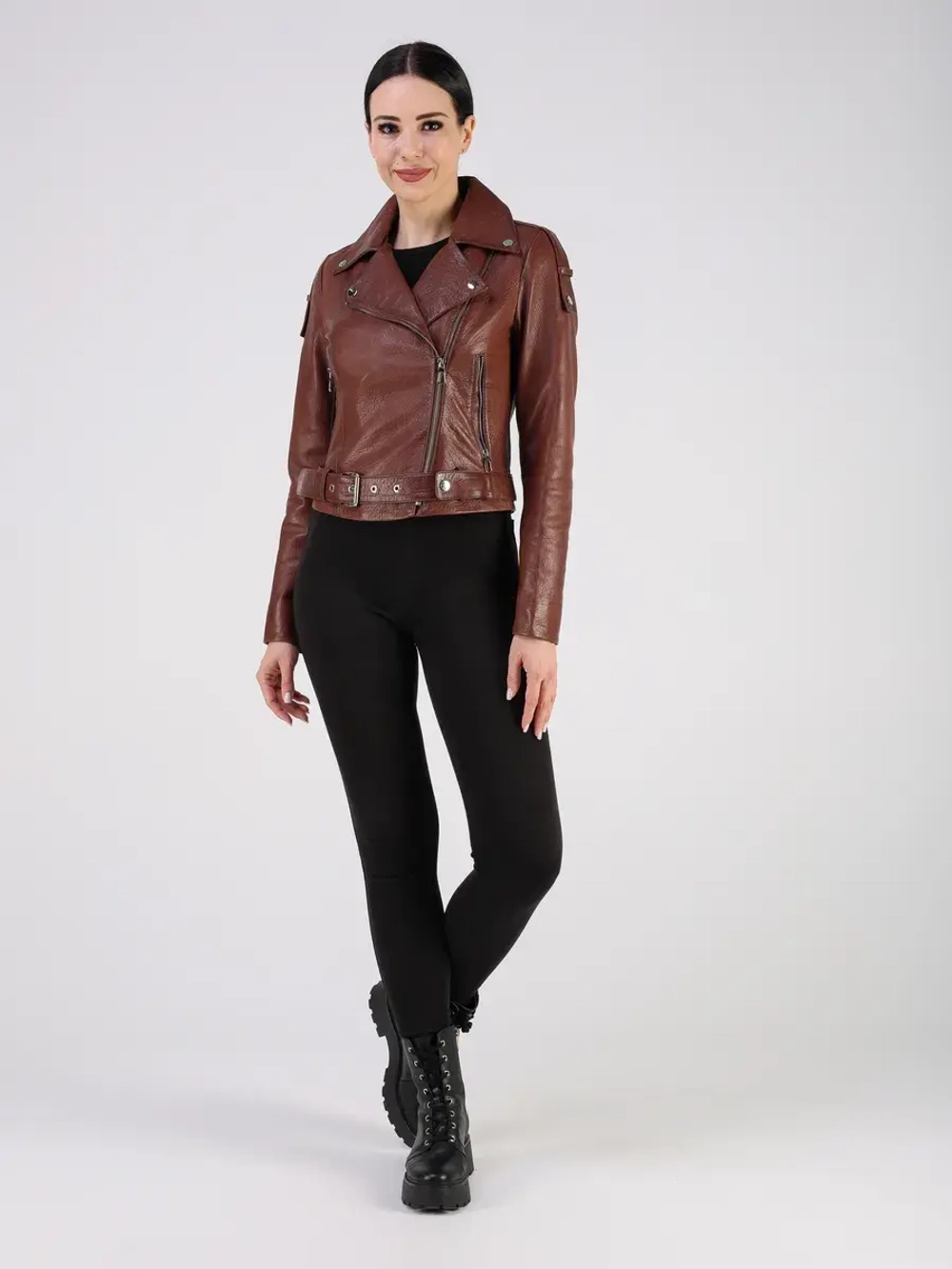 Кожаная куртка демисезонная косуха