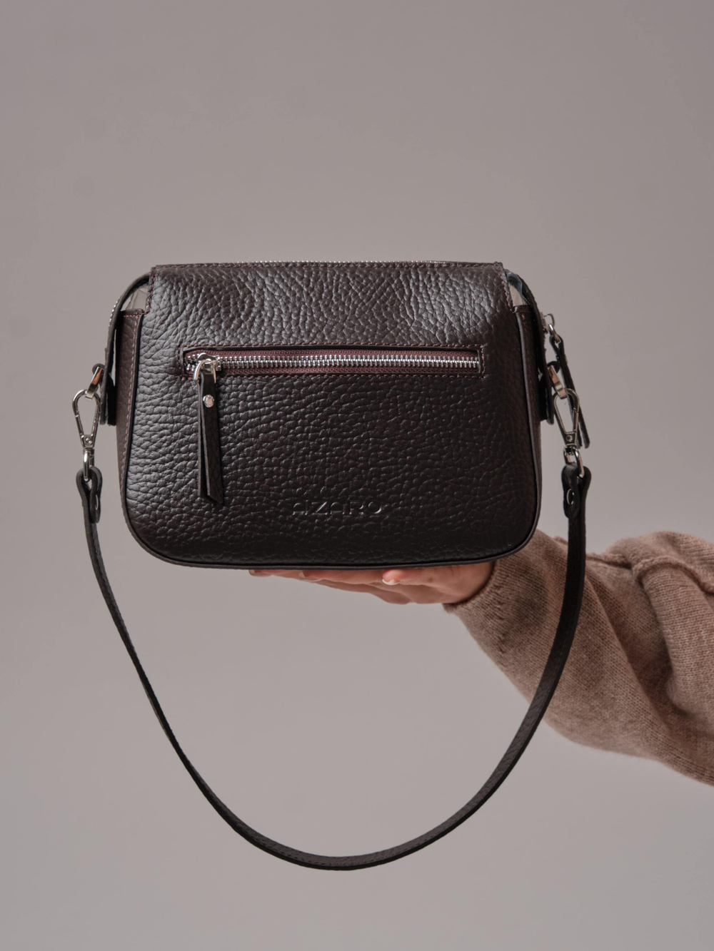 Женская сумка кросс-боди Azaro темно-коричневый соло