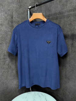 Футболка Prada