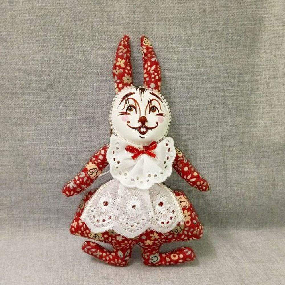 Ёлочная игрушка Крольчиха в переднике