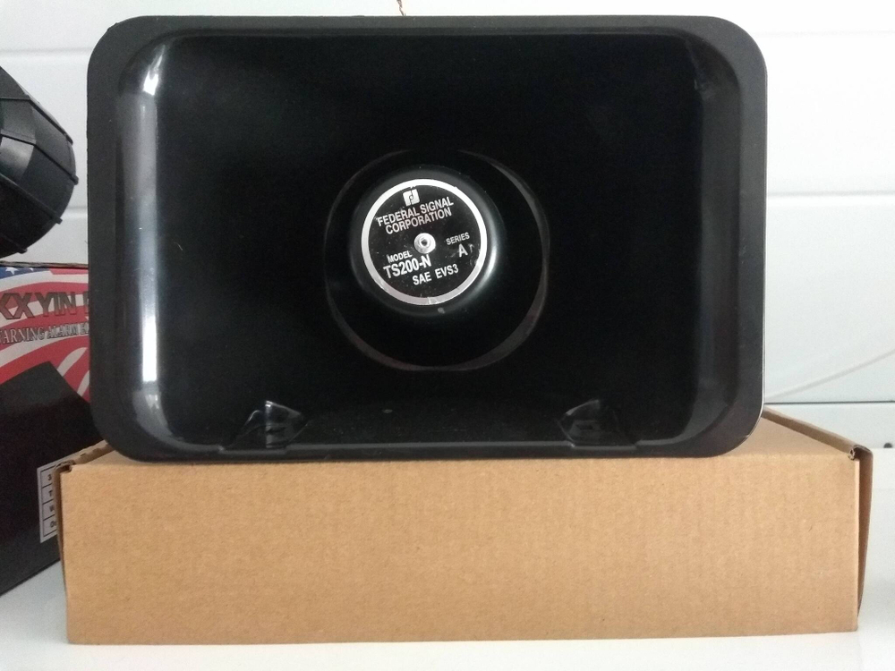 Сигнал звуковой для автомобиля, Блок управления СГУ 200W Federal Signal (X5)