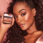 Тени Charlotte Tilbury Pillow Talk Luxury Eyeshadow Palette