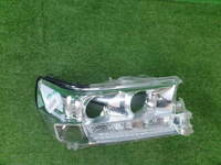 Стекло фары правое Toyota Land Cruiser 200 (2015-2021) LED