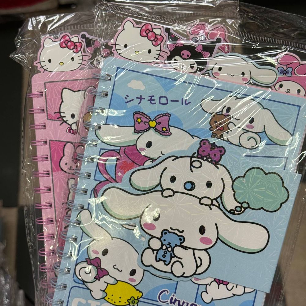 Блокнот на пружине "Sanrio"
