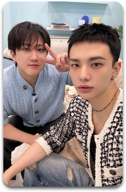 Карта / STRAY KIDS #4196