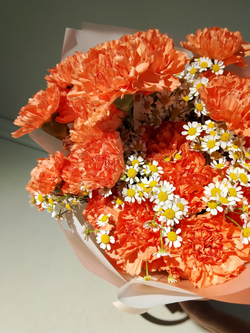 Букет из хризантем и альстромерии (С0033)