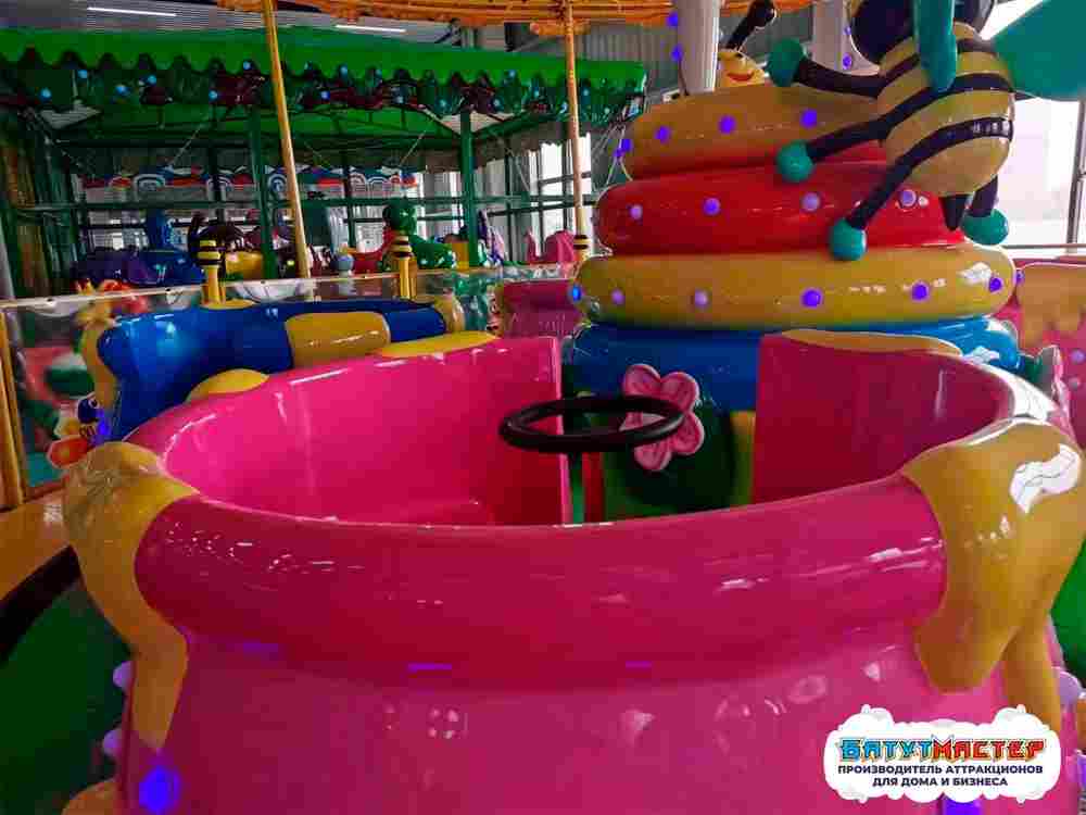 Аттракцион кружки «Медовая карусель» 5 чашек, 10 мест, 10×10×5 м