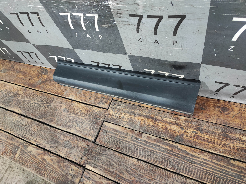 Накладка двери задней левой Mazda CX-5 2 (KF) 17-нв Б/У Оригинал KB7W51RD1