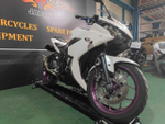 Yamaha YZF-R25 , 2015