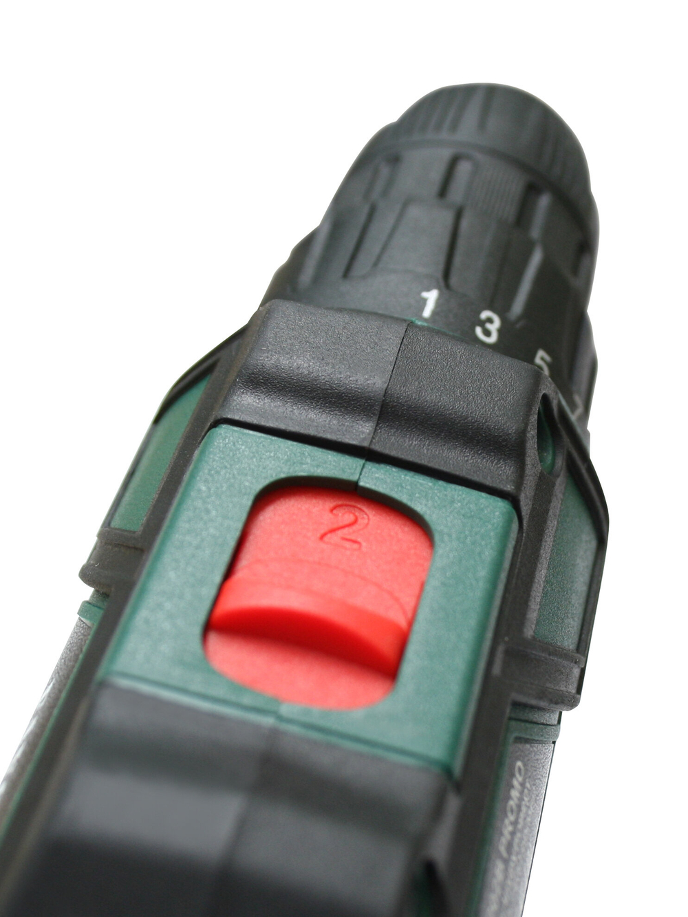 Акк. дрель-шуруповёрт FAVOURITE DC 1802 PROMO 18В, 2Ач, 30Нм Li-ion (101101802)