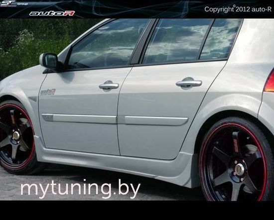 Накладки на пороги ST-3 для Renault Megane 2(II)