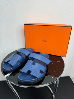 Шлепанцы Hermes Chypre из кожи крокодила