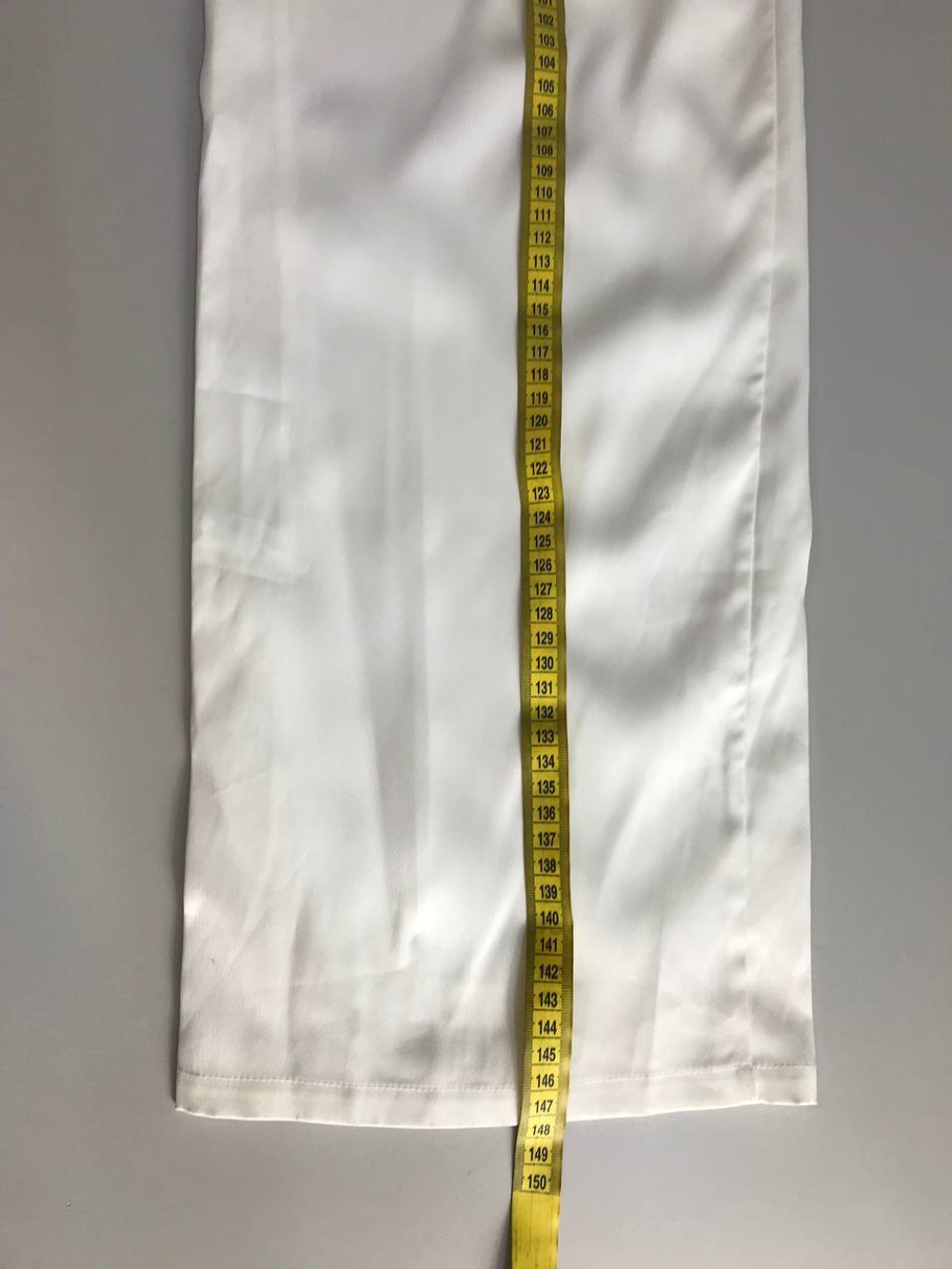 Комбинезон с кружевной вставкой, визуально на 44 размер