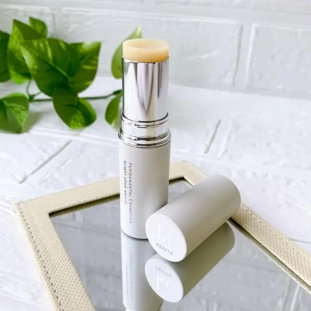 UTP Корректирующая сыворотка-стик с плацентой - Bright Stick Serum,8 г
