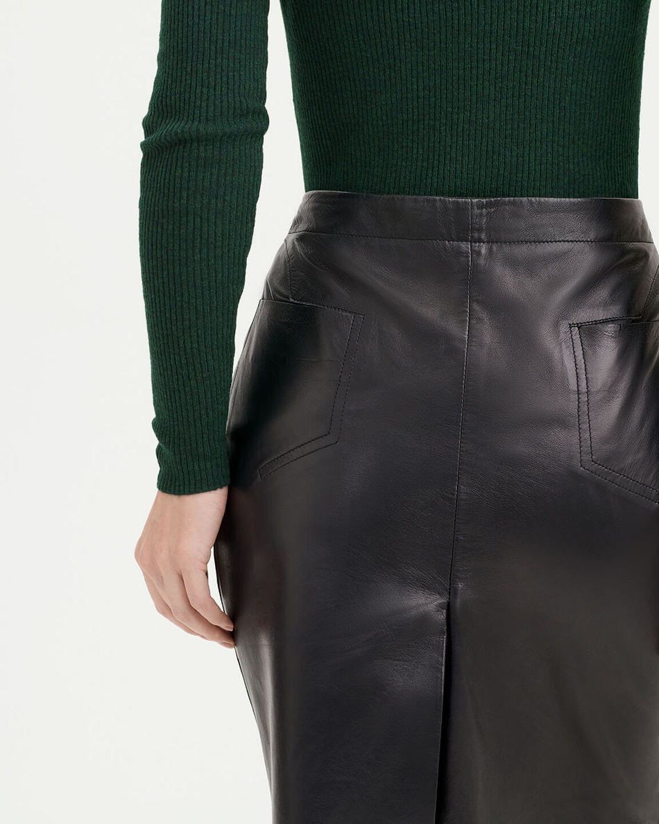 Юбка из натуральной кожи