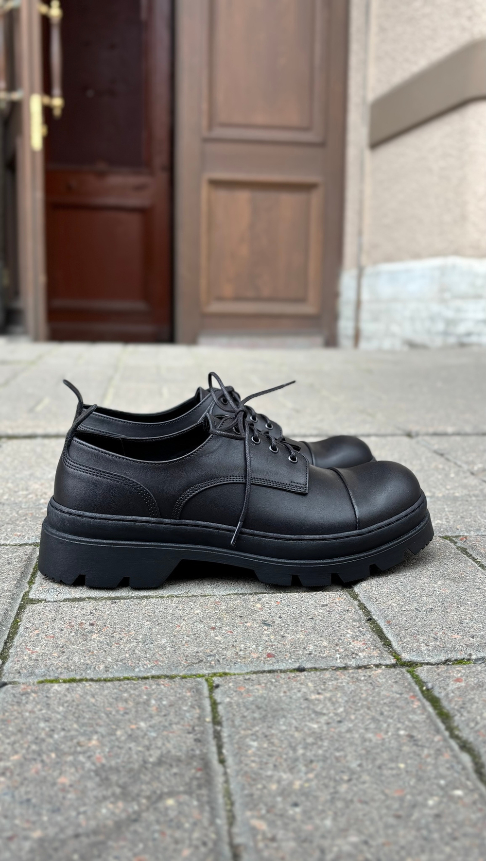 Dr.B black gloss