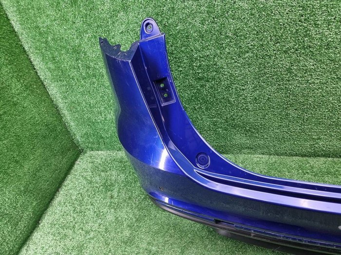 Бампер задний Hongqi HS5 (2019-н.в.)