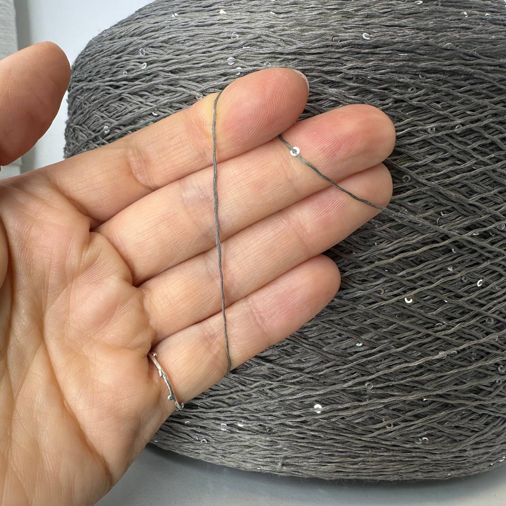 LINETTE PAILLETES - 80% лен, 20% п/а, микропайетки 2мм, ; 450м\100гр; цвет: серый тауп, пайетки серебро