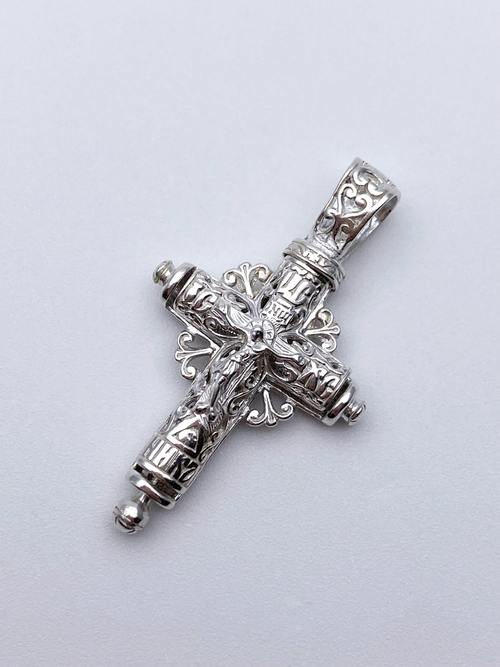 Крест мощевик из серебра/Без покрытия