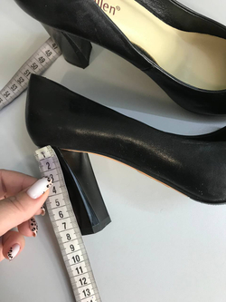 Туфли классические на устойчивом каблуке 37 размер