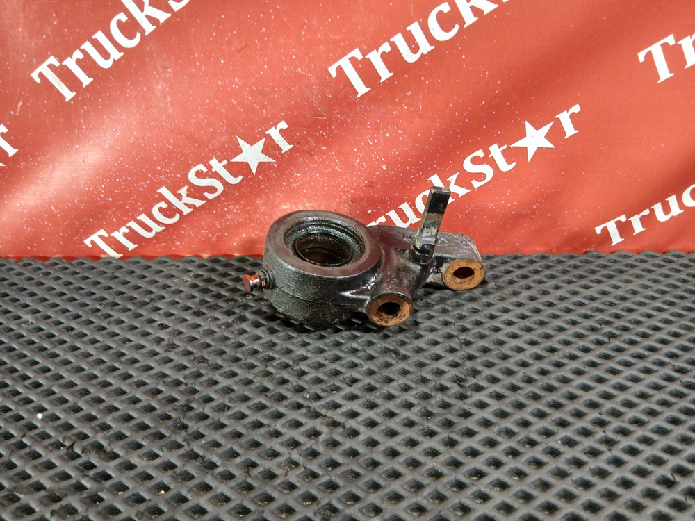 Кронштейн тормозного вала задний