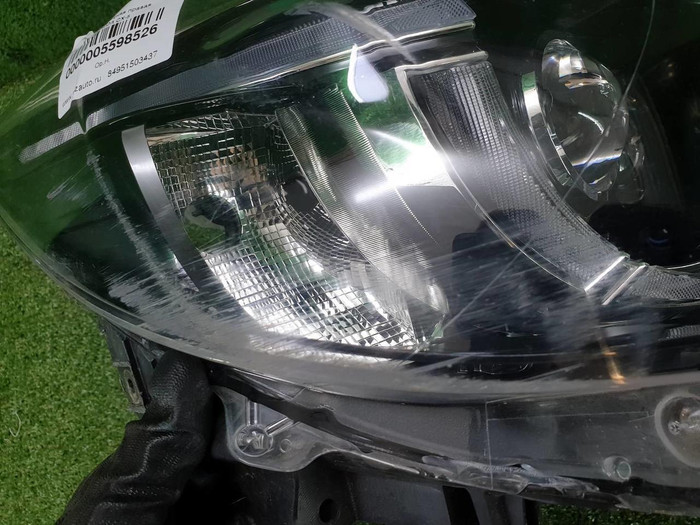Фара правая Mazda CX-5 1 (2015-2017) LED