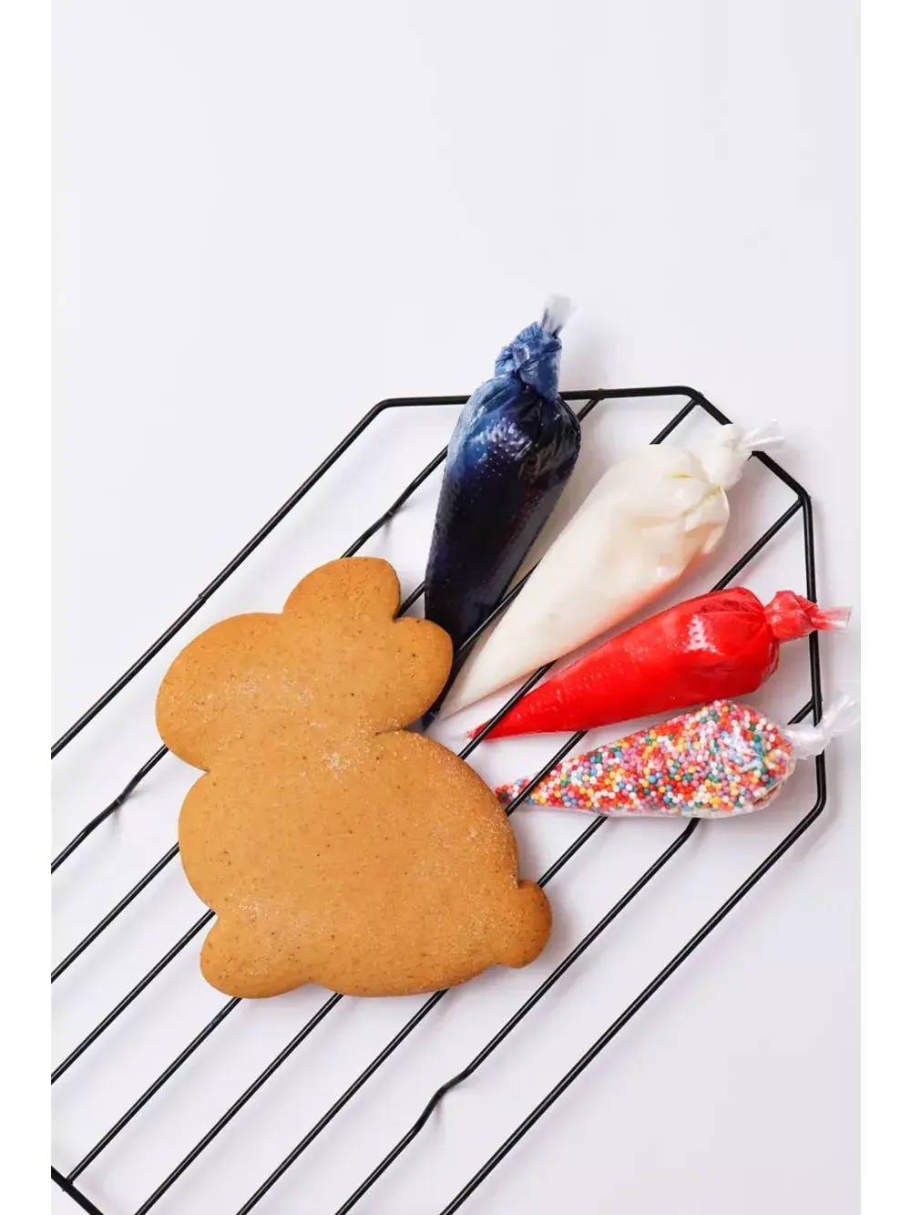 Набор имбирных пряников "Мишка, зайчик, домик" - 3 шт.