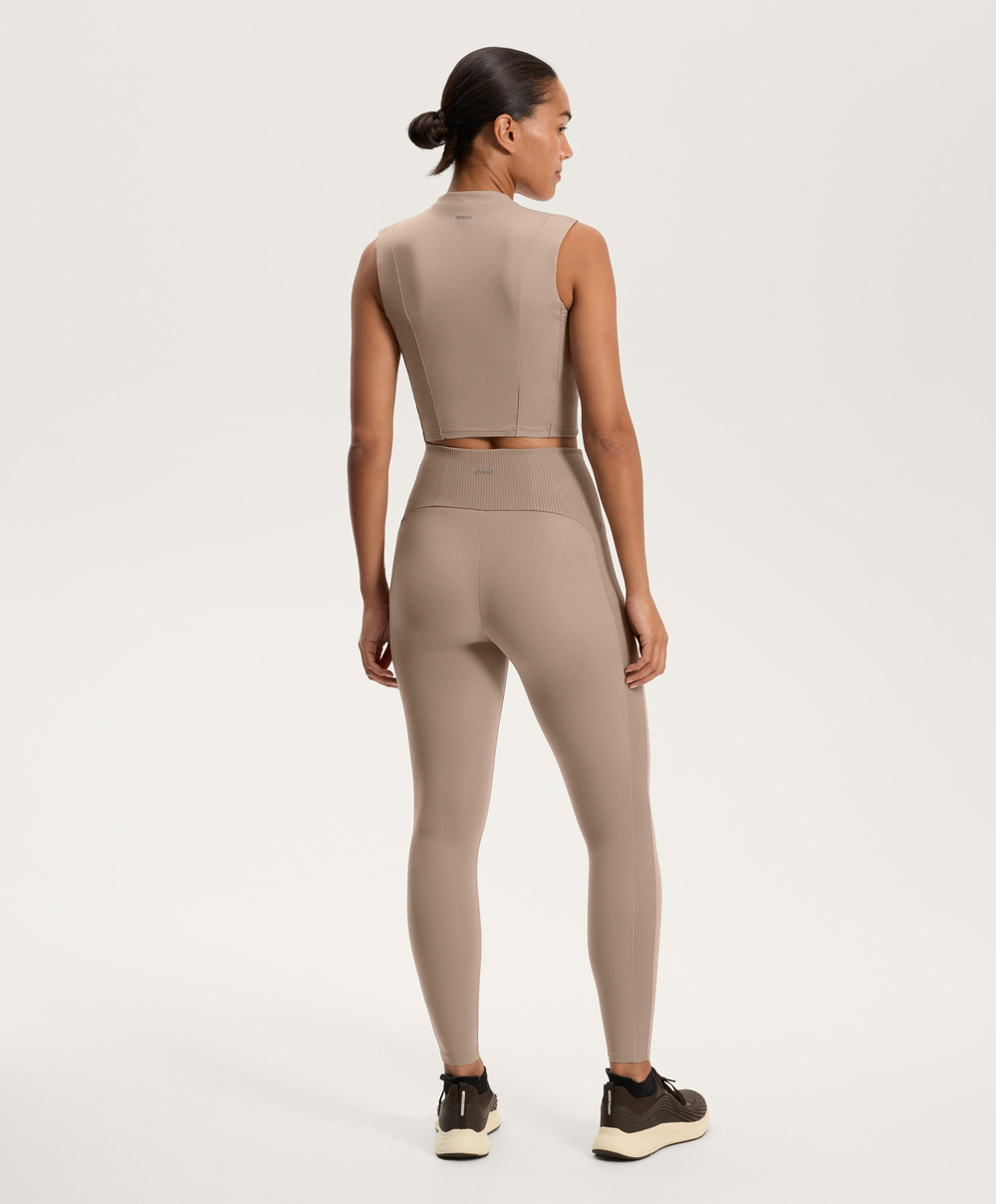 Oysho Топ Comfortlux в рубчик, норка