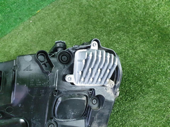 Фара правая Mercedes S W223 (2020-н.в.) Digital Light (В плеНке)