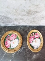 Картина овальной рамке