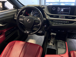 Lexus ES250, 2020 год