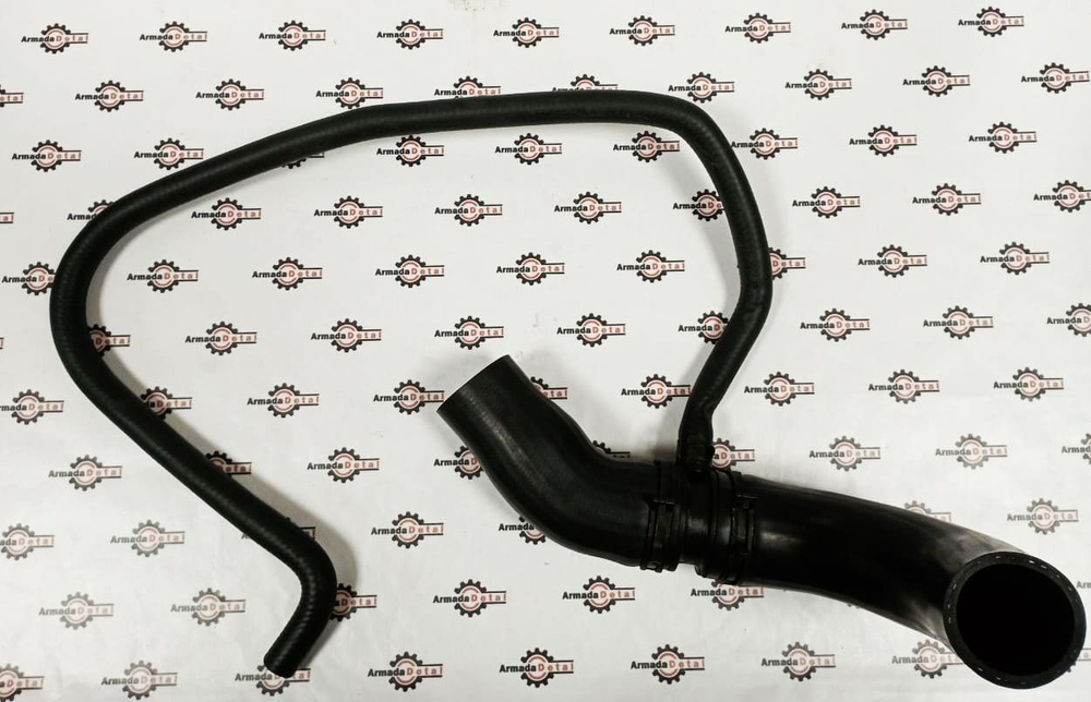 Патрубок радиатора верхний 128/E0101