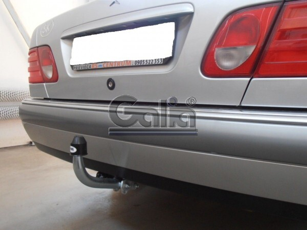 Фаркоп оцинкованный Galia M026C для Mercedes E-Class w210 седан 1995-2002(паспорт и сертификат в комплекте)(без электрики)