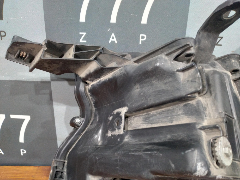 Фара правая Toyota Land Cruiser Prado 150 17-24 Б/У Оригинал 8114560N20