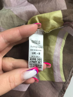 Блузка Marks&Spencer свободного кроя, маркировка 8, визуально 42 размер