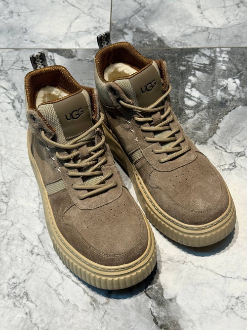 Зимние ботинки UGG с мехом