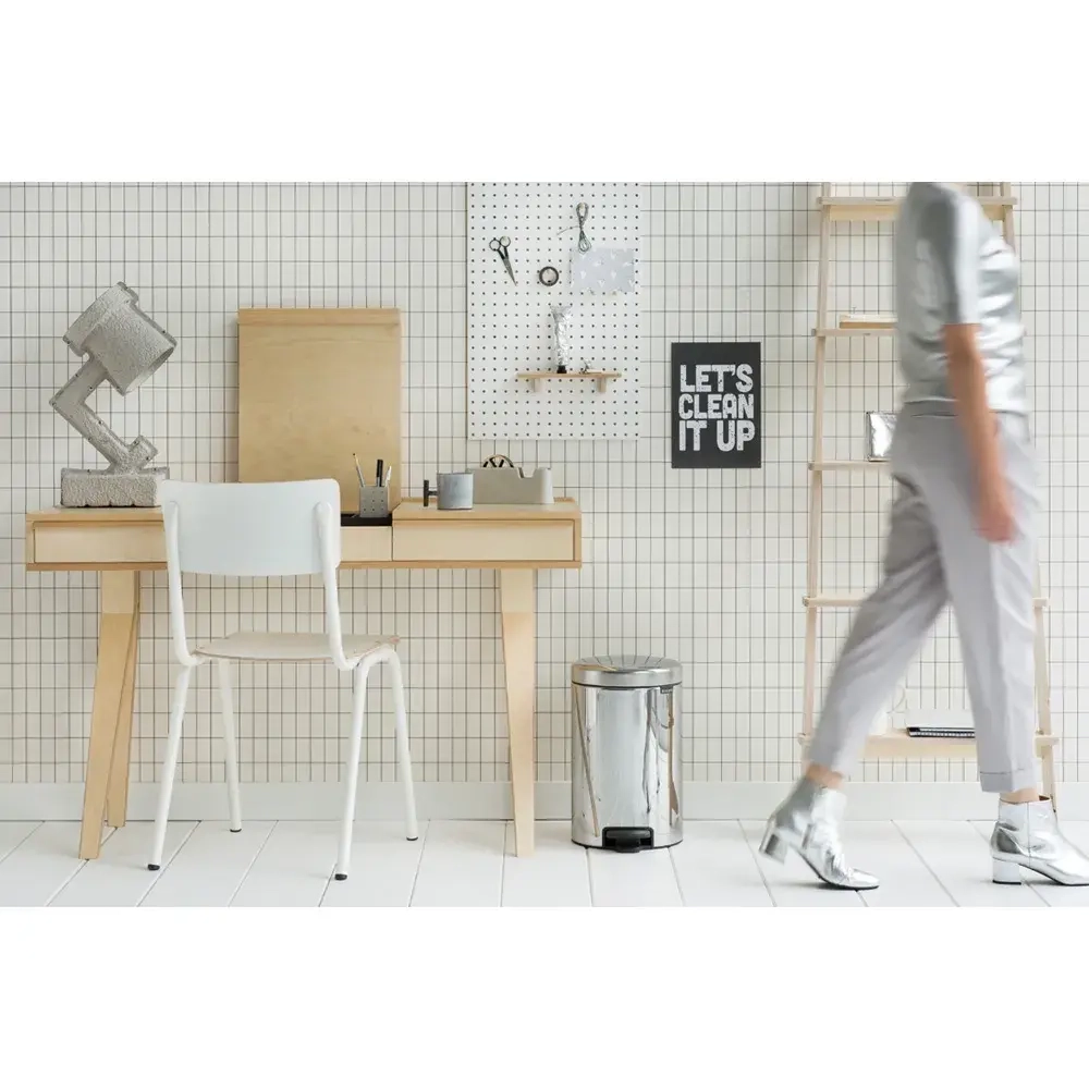Brabantia Контейнер для мусора NewIcon 12л, полированная сталь
