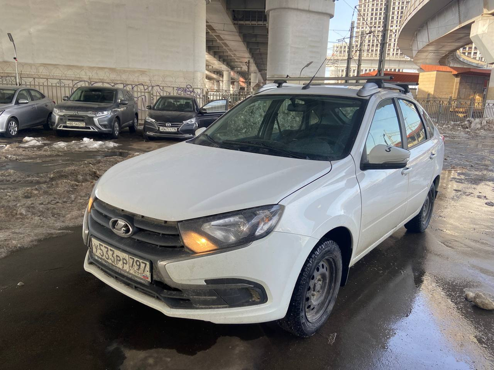 LADA GRANTA Лифтбек Comfort 24 1.6 90 hp 5MT