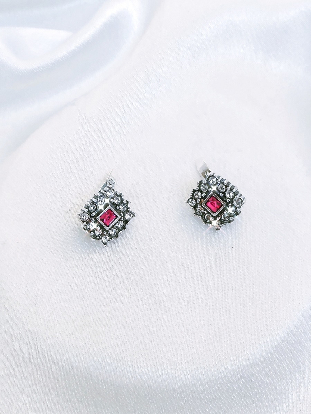 Буря серьги в серебряном покрытии из коллекции "Погода" от Jenavi  с английским замком