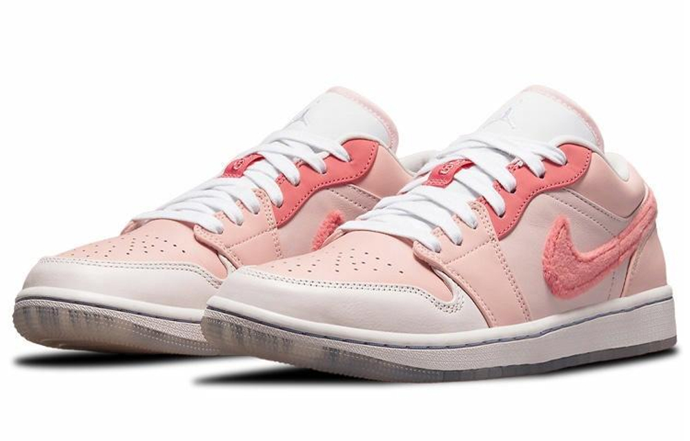 Кроссовки Jordan Air Jordan 1 Low Se "Mighty Swooshers" (Женская размерная сетка)